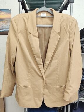 Blair Tan Single-Button Tailored Blazer